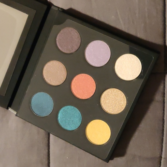 9 pan palette - Picture 3 of 3